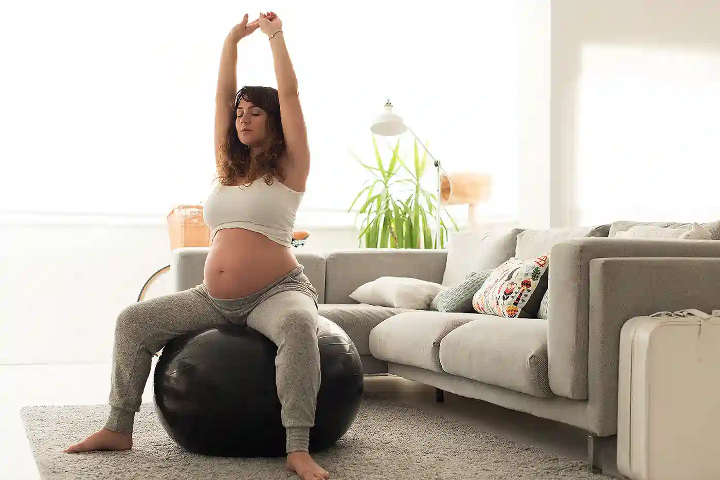 How to Support Your Core Safely During Pregnancy Little Bognor
